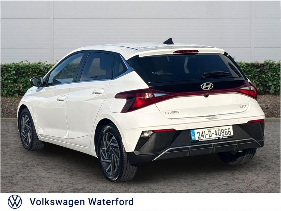 2024 Hyundai i20 - image 2