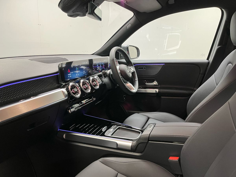 2026 Mercedes-Benz GLB 200d Progressive - 18 Inch Alloys - Reversing Camera - Ambient Lighting - Sat Nav - Climate Control - Heated Seats - Keyless Start - Apple CarPlay/Android Auto €73,298