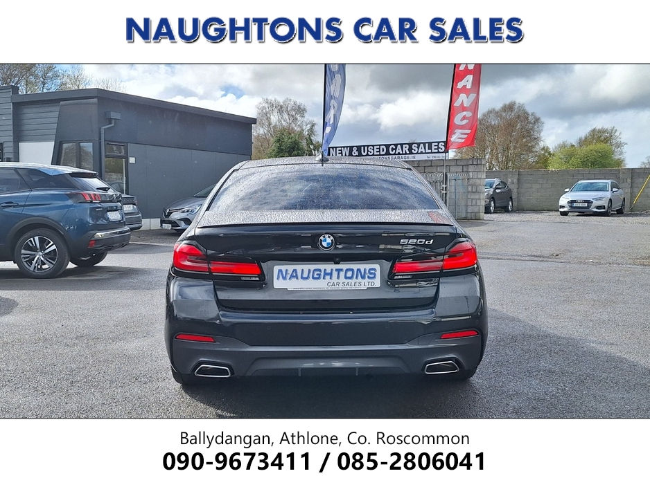 2023 BMW 5 Series - image 5