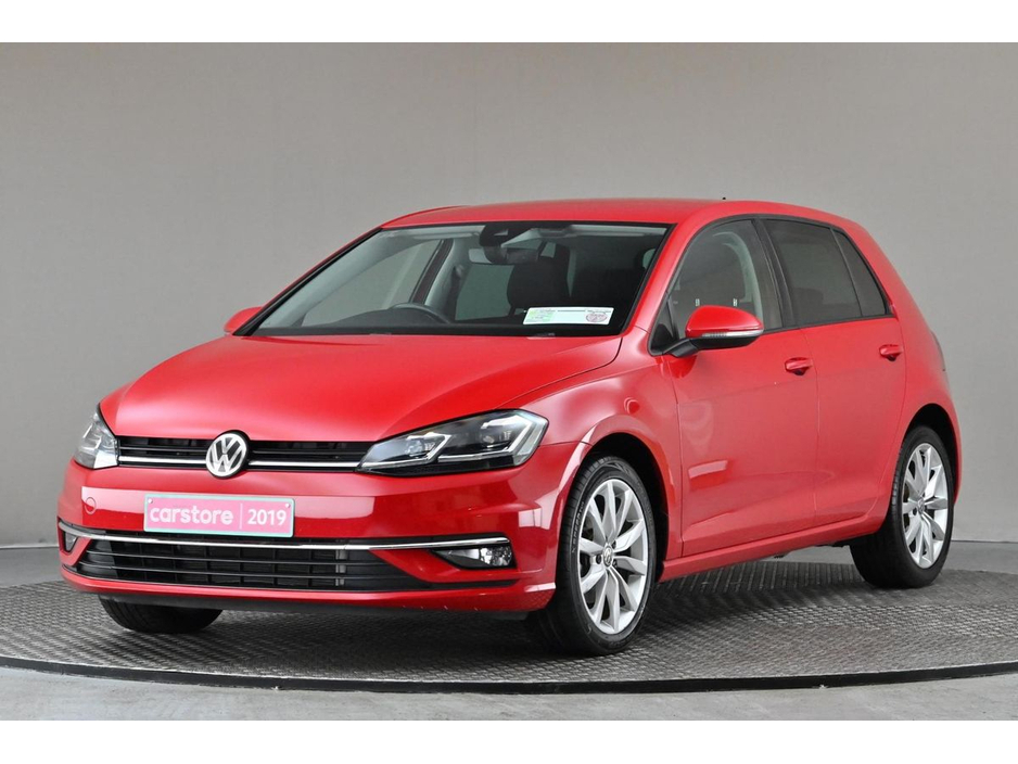 2019 Volkswagen Golf - image 3
