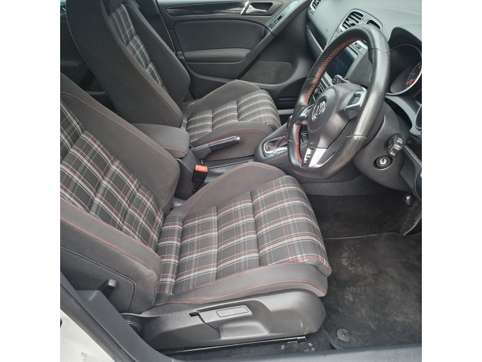 2012 Volkswagen Golf 2.0 TSI 4MOTION R €10,950