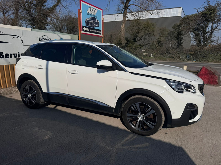 2019 Peugeot 3008 - image 11