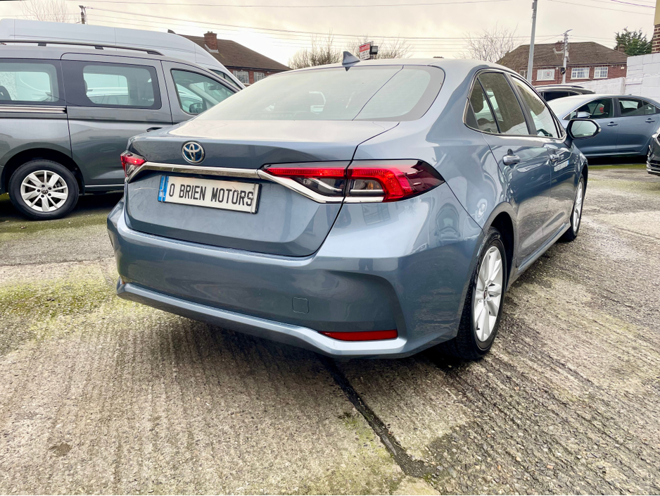 2023 Toyota Corolla - image 19