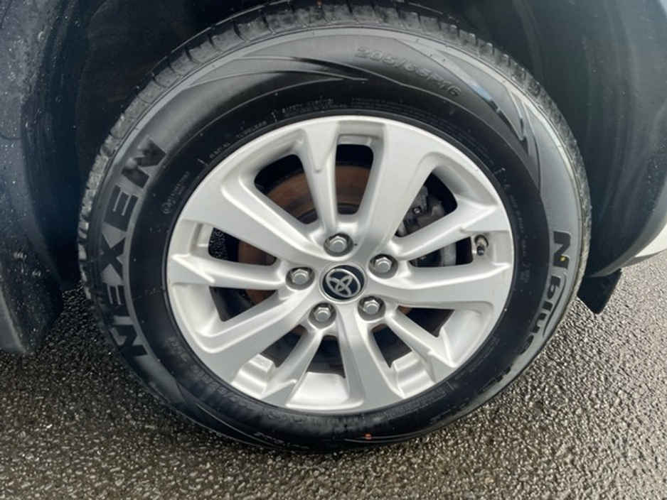 2022 Toyota Yaris Cross CR CROSS LUNA 4DR AUTO