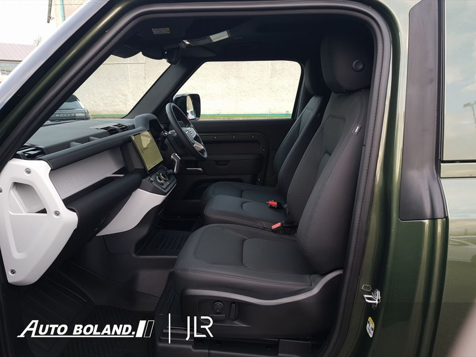 2026 Land Rover Defender 90 Hardtop D250 X-Dynamic SE, Side steps, Air Suspension, Electric Deployable Tow Bar, Cold Climate Pack, 20