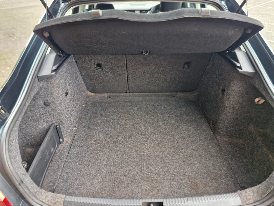 2016 Skoda Octavia - image 23