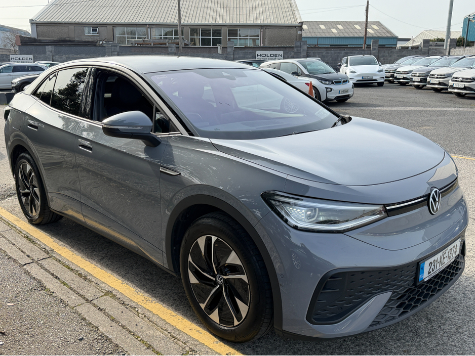 2023 Volkswagen ID.5 - image 6