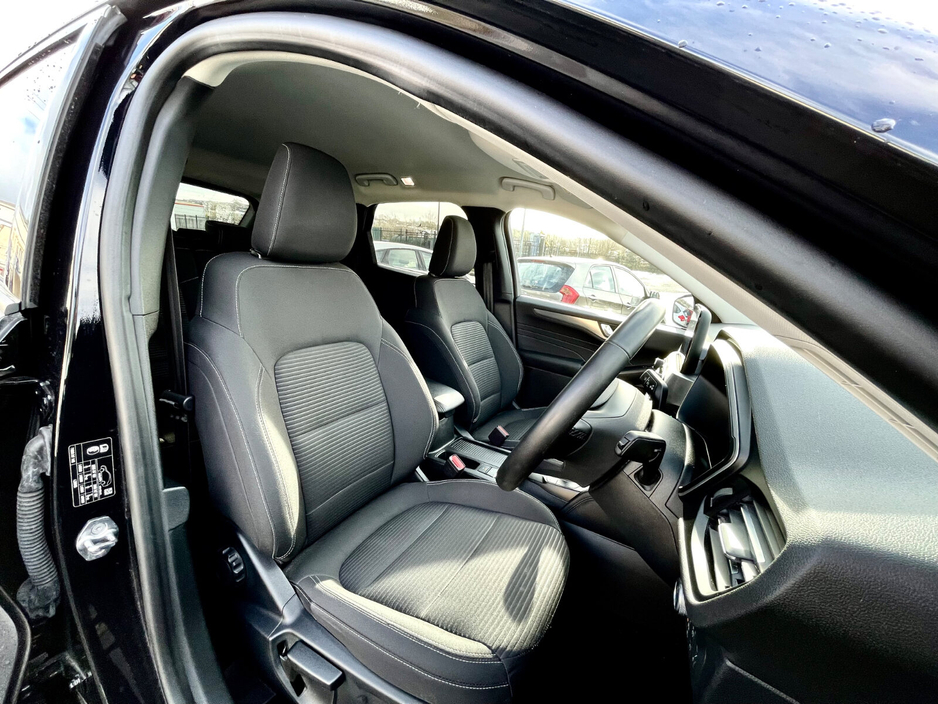 2022 Ford Kuga 1.5 EcoBlue 120PS Titanium €27,495