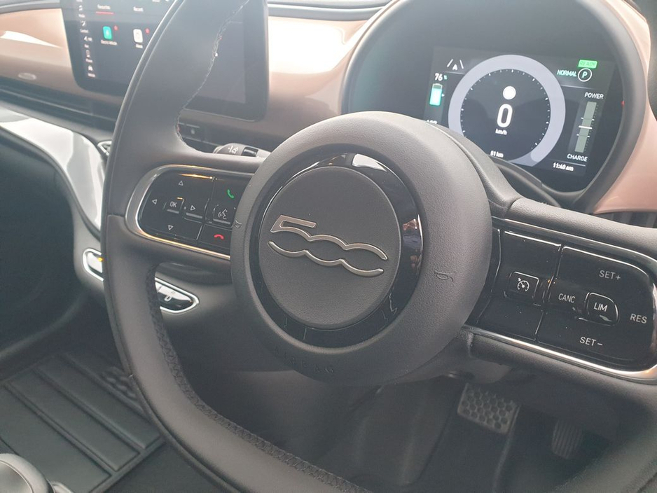 2025 Fiat 500 Icon 42kWh (320Kms WLTP Range) €19,950