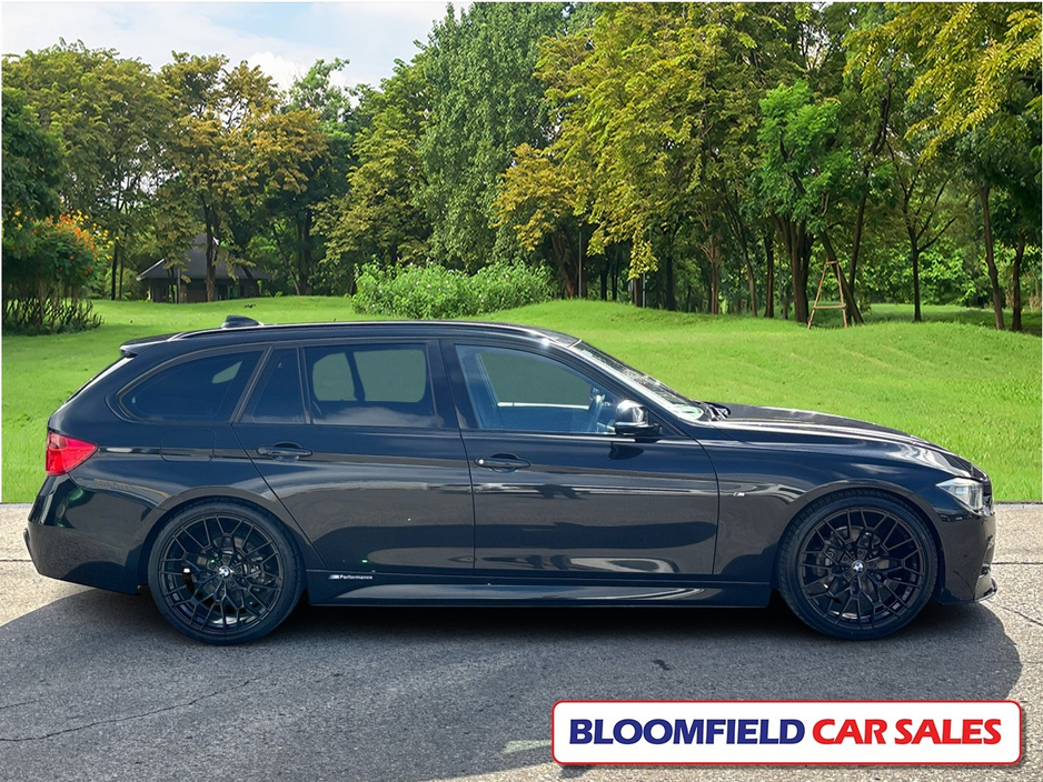 2015 BMW 3 Series - image 8