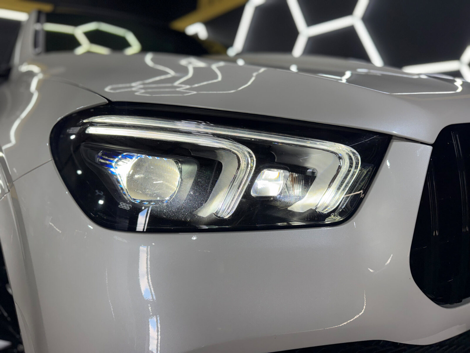 2021 Mercedes-Benz GLE Class - image 4