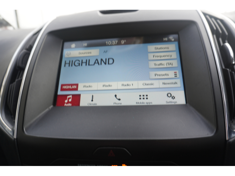 2018 Ford Galaxy - image 19