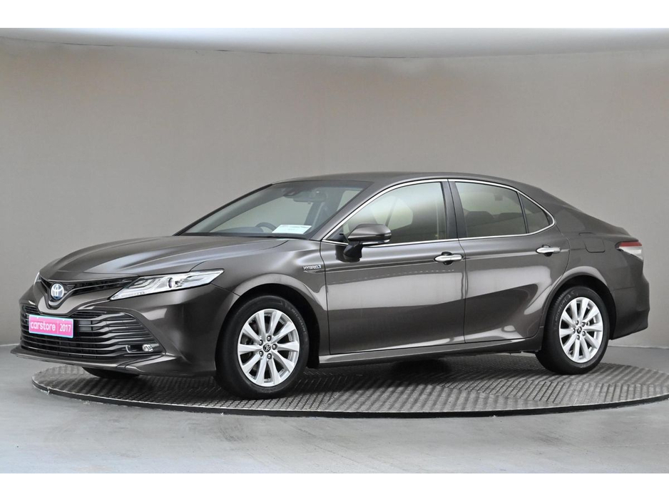 2017 Toyota Camry 2.5 HYBRID *PARK SENSORS*REVERSE CAM* €19,890
