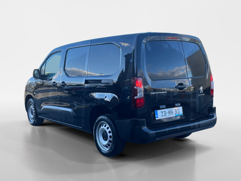 2023 Peugeot Partner ACTIVE PLUS 1.5 BLUE H €19,500