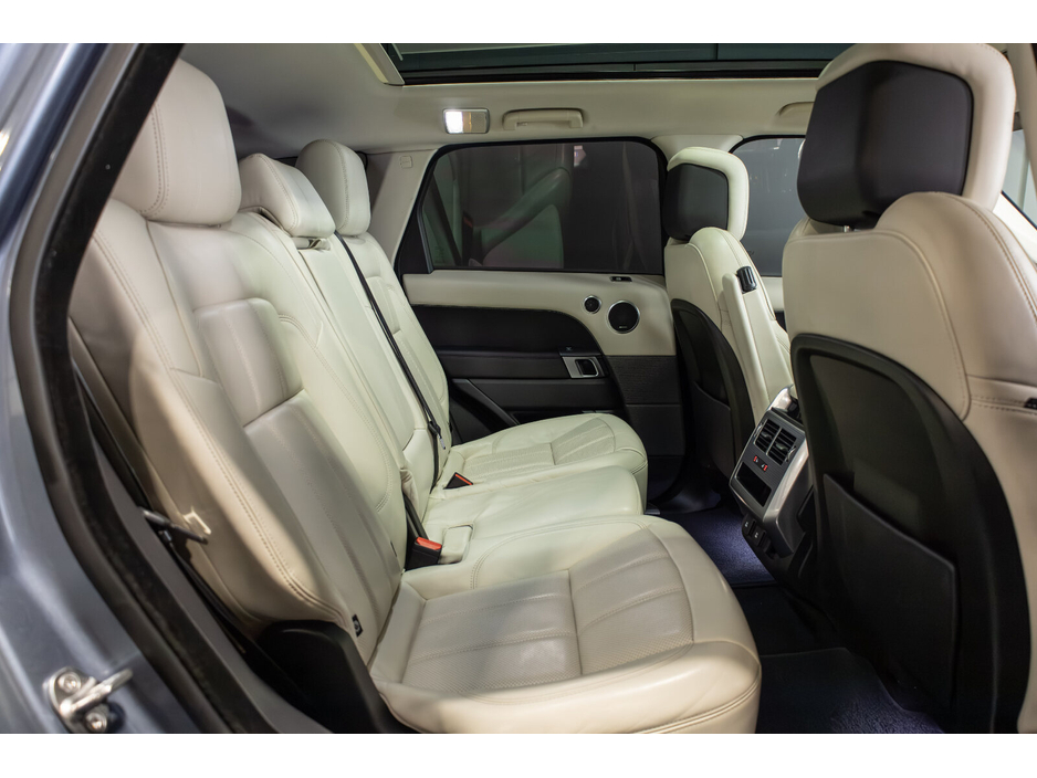 2020 Land Rover Range Rover Sport 2.0 Si4 PHEV 404 PS 4WD Auto HSE €47,950