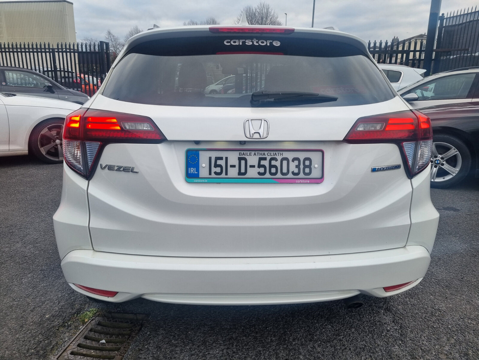 2015 Honda Vezel - image 14