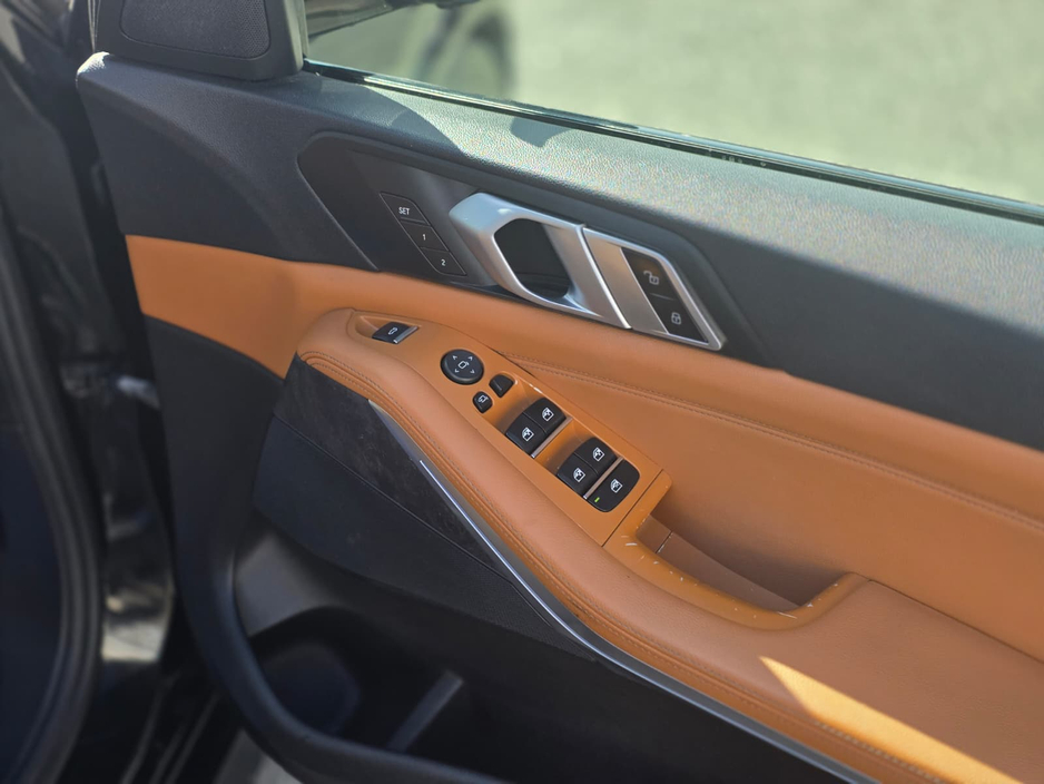 2019 BMW X5 - image 17