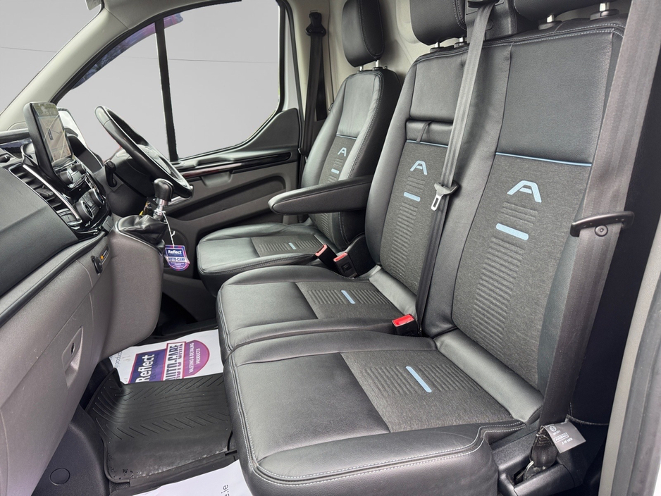 2023 Ford Transit Custom 300L ACTIVE 2.0L 185BHP!! €24,999
