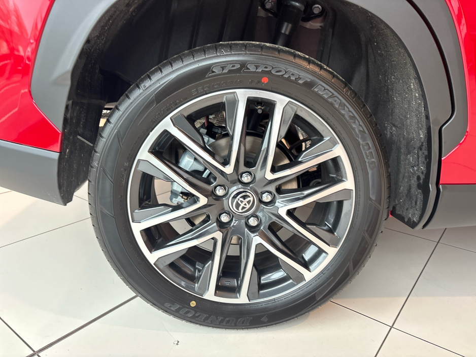 2026 Toyota Corolla Cross - image 18