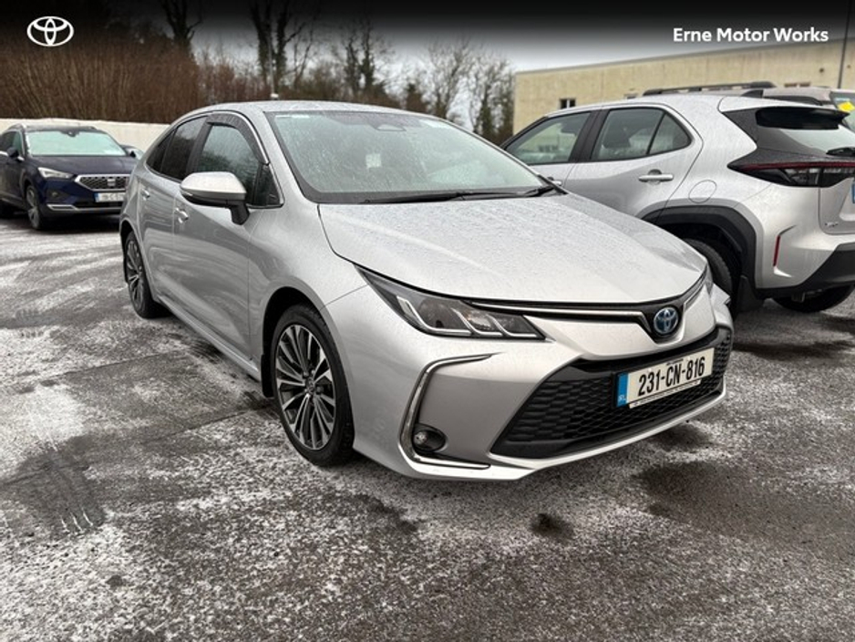 2023 Toyota Corolla COROLLA HYB LUNA Sport SALOON €28,995