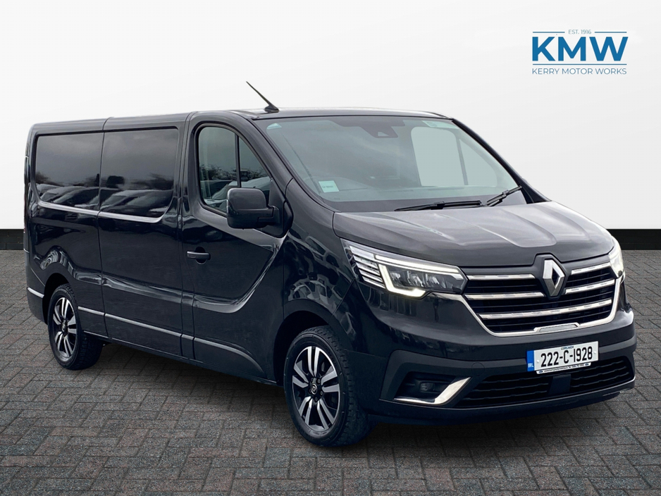 2022 Renault Trafic Sport LWB 2.0 170BHP Automatic €22,500