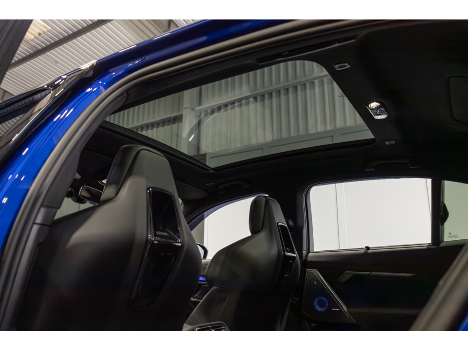 2025 BMW M5 - image 17