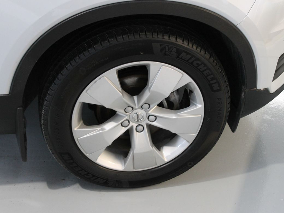 2020 Volvo XC40 - image 30