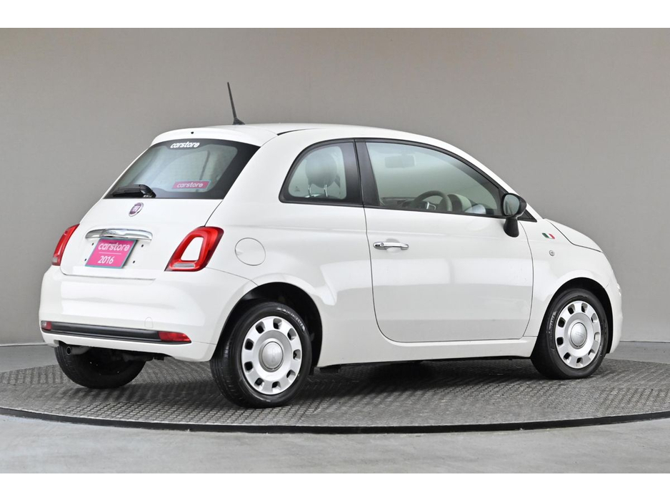 2016 Fiat 500 - image 10