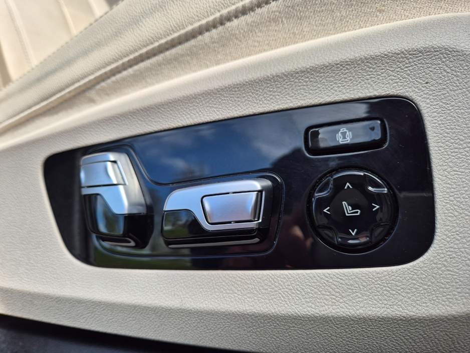 2021 BMW X5 - image 15