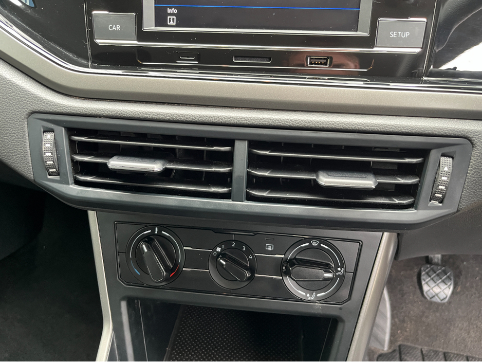 2019 Volkswagen Polo - image 17