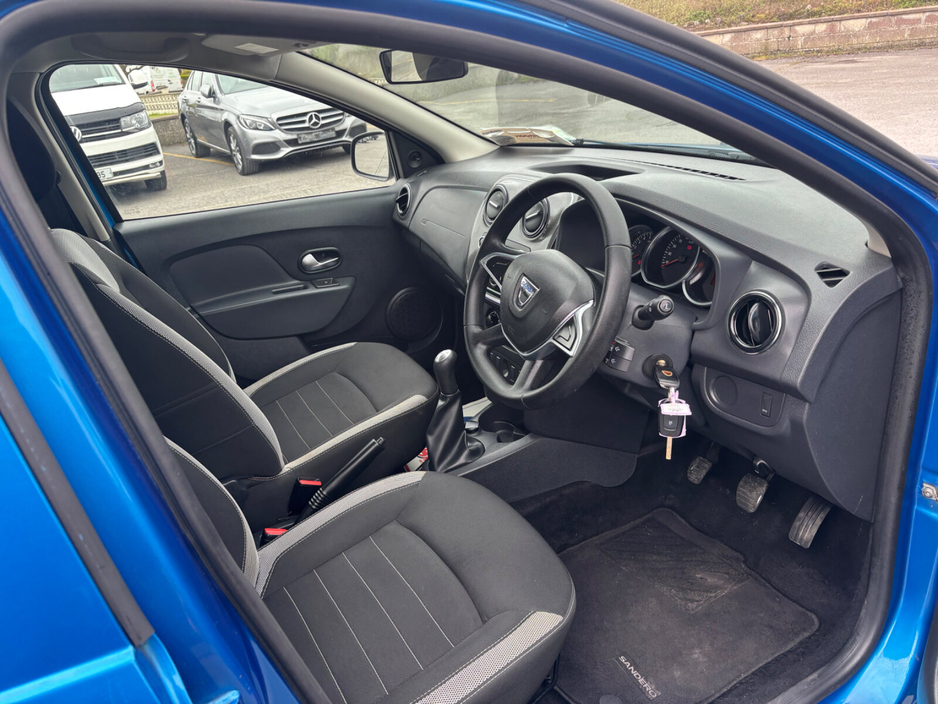 2019 Dacia Sandero Stepway - image 11