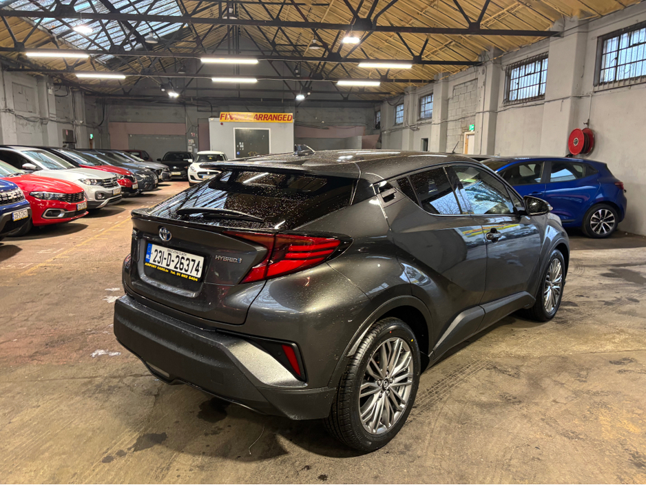 2023 Toyota C-HR HYBRID SOL 4DR AUTO €24,499
