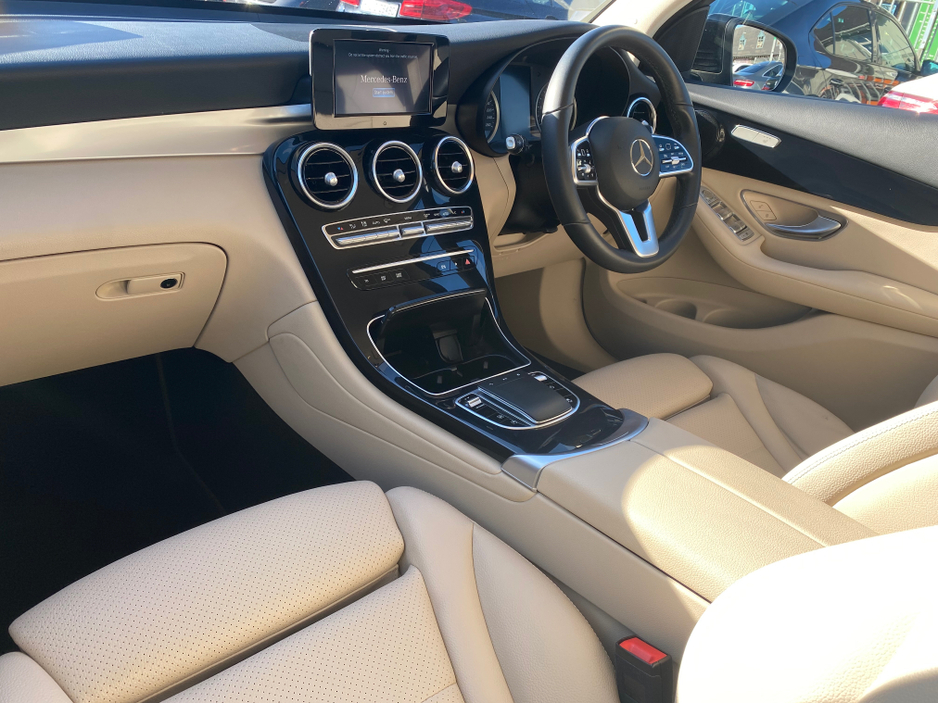 2022 Mercedes-Benz GLC Class - image 19