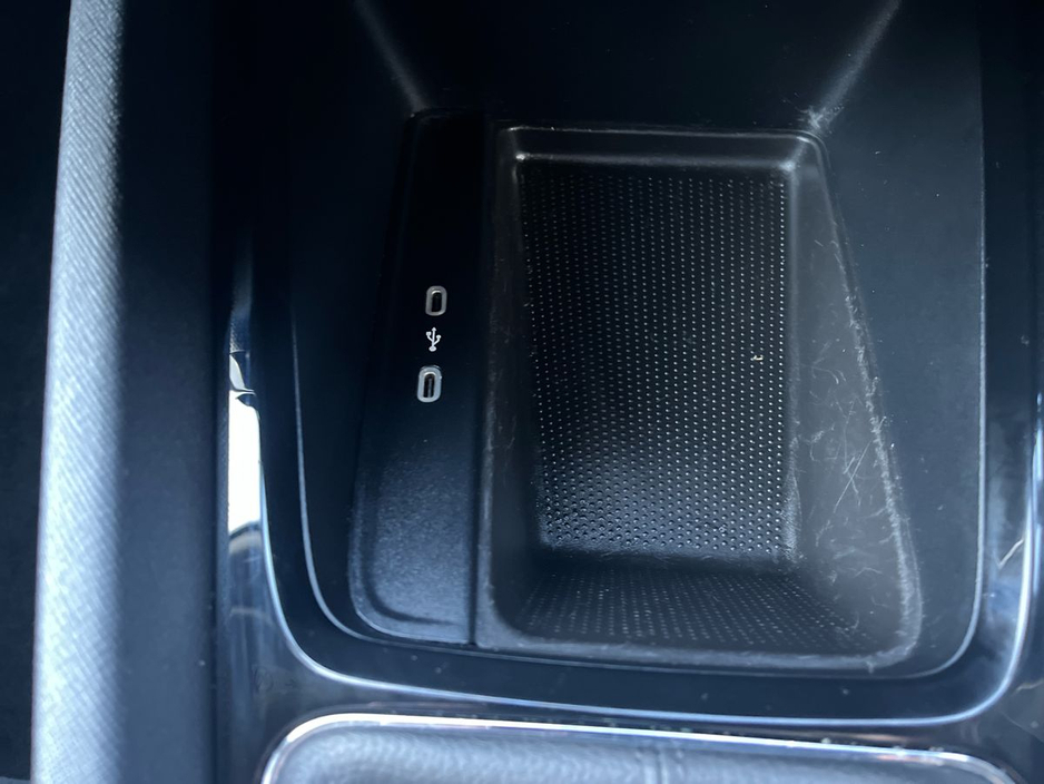 2024 Skoda Octavia - image 17