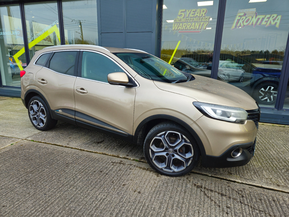2016 Renault Kadjar - image 2