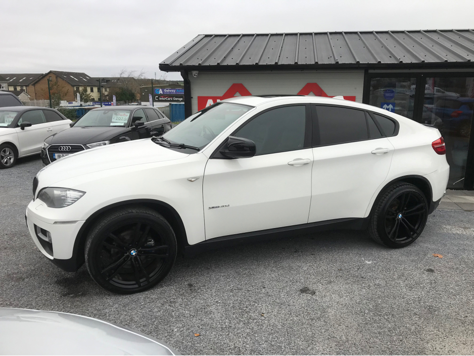 2012 BMW X6 - image 4