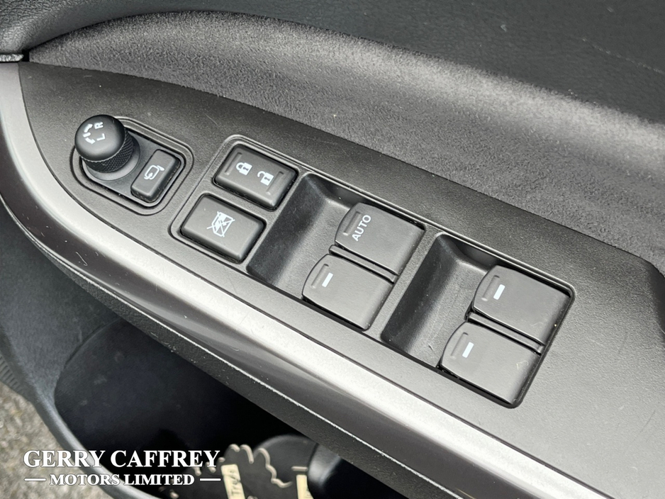 2021 Suzuki Vitara - image 20