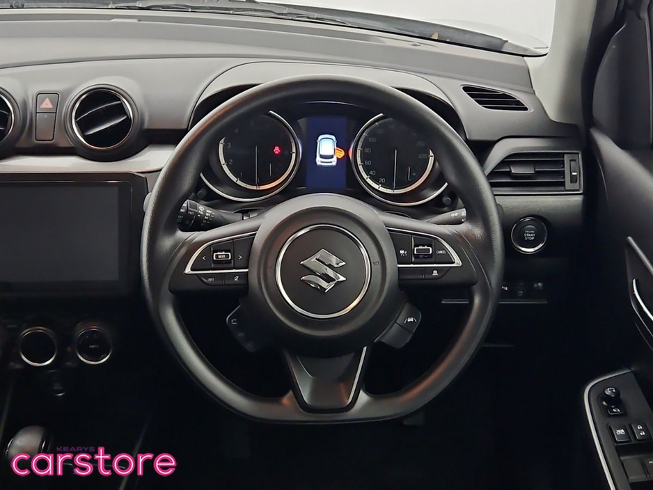 2023 Suzuki Swift - image 18