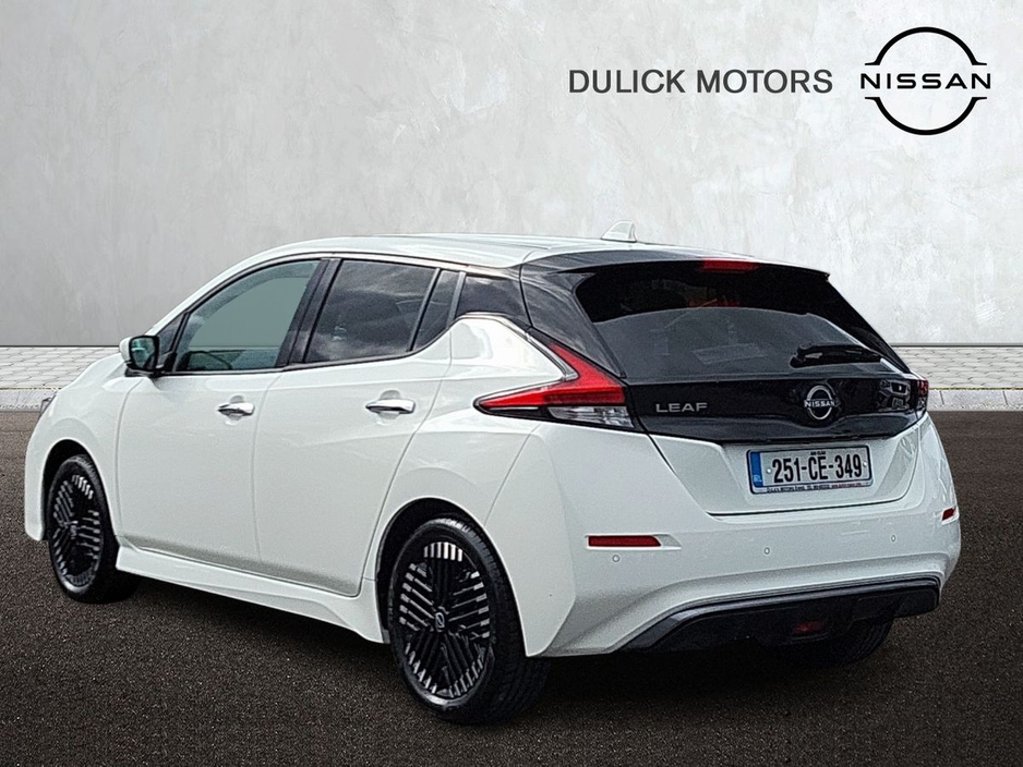 2025 Nissan Leaf - image 2