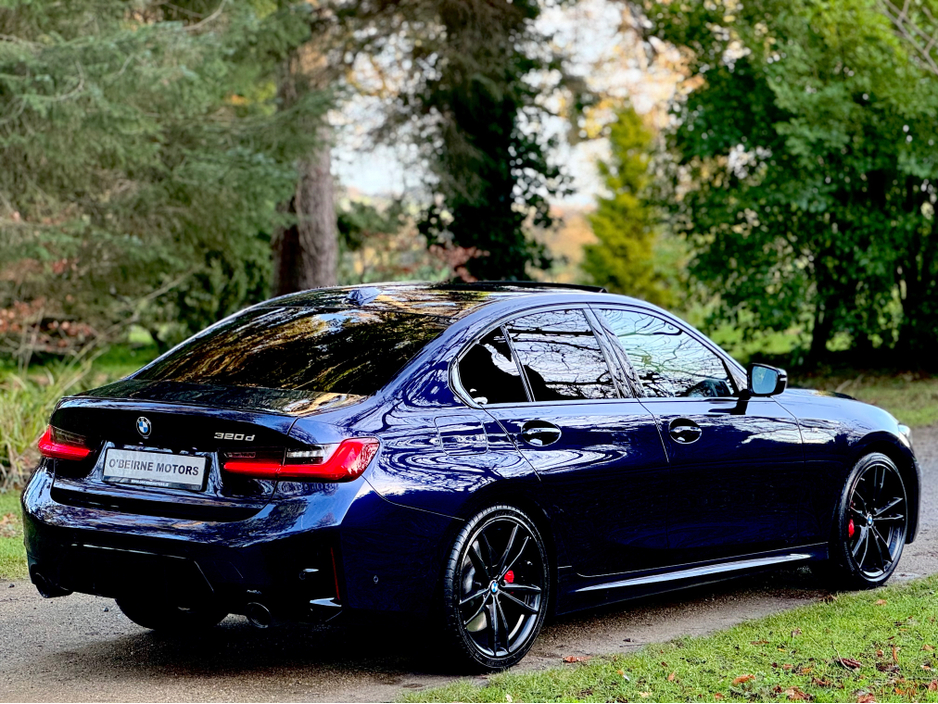 2024 BMW 3 Series - image 28