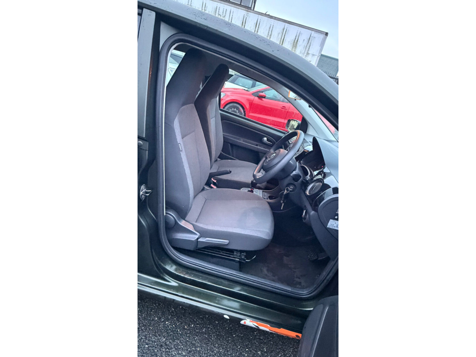 2012 Volkswagen up! 1.0 75BHP HIGH UP €7,999