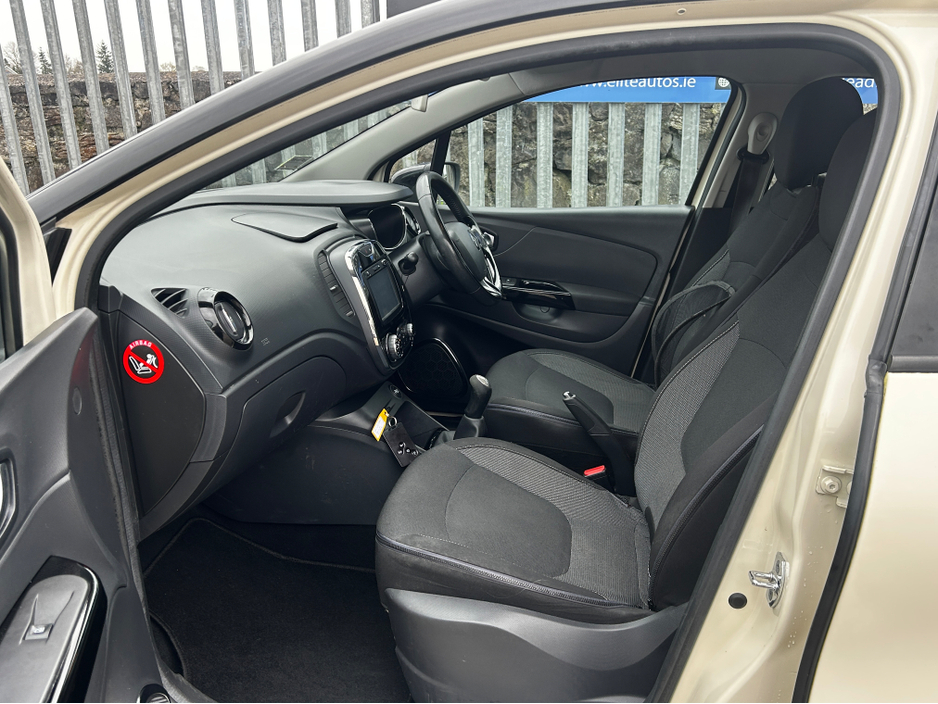 2015 Renault Captur - image 12