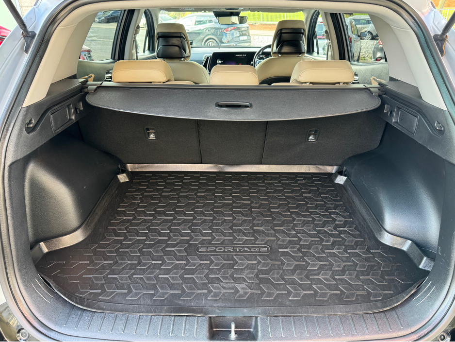 2023 Kia Sportage - image 17