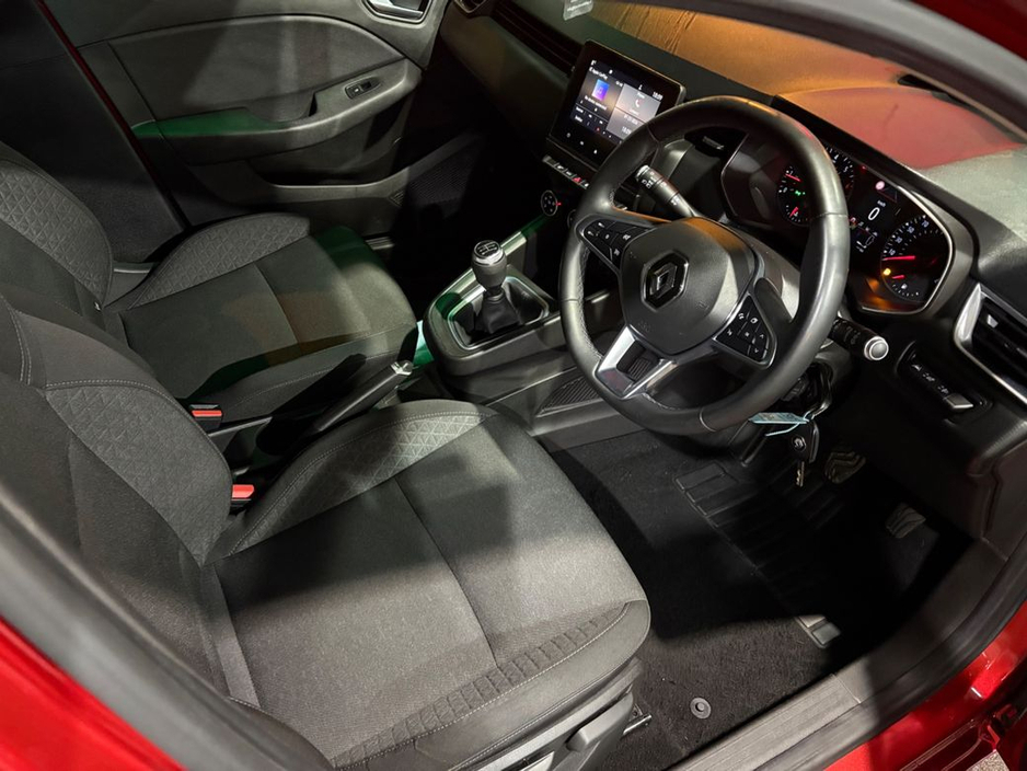 2021 Renault Clio 1.0 100 Dynamique TCE €14,990