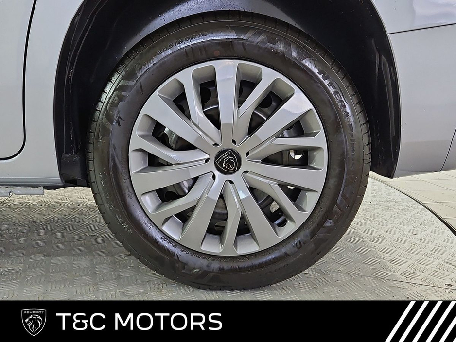 2026 Peugeot Partner - image 14