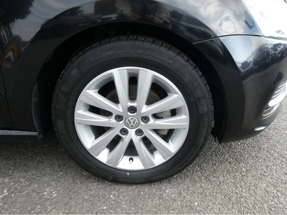2016 Volkswagen Polo - image 10