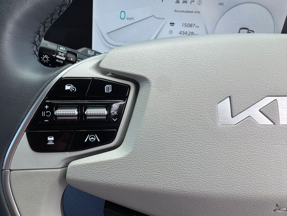 2024 Kia EV6 - image 18