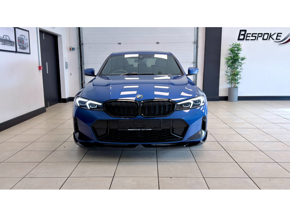 2024 BMW 3 Series - image 8