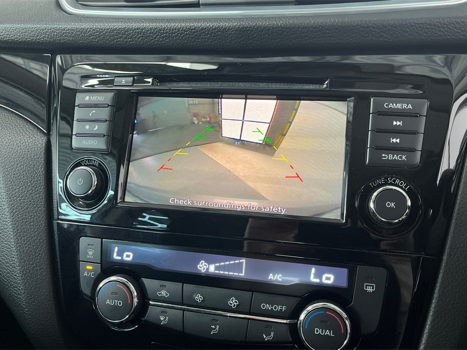 2020 Nissan Qashqai 1.3**SEMI DIGITAL DASH**PANORAMIC ROOF**TOUCH SCREEN MEDIA**DUAL CLIMATE CONTROL**REVERSE CAMERA**MULTIFUNCTIONAL STEERING WHEEL**BLACK CLOTH INTERIOR**ELECTRIC HANDBRAKE**FINANCE AVAILABLE** €20,995