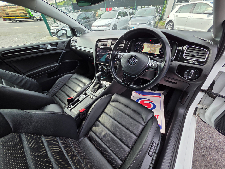 2020 Volkswagen Golf 1.4 FULL LEATHER SEATS ELECTRIC MEMORY SEATS  NAVI VIRTUAL CLOCKS ANDROID AUTO CARPLAY BLIND SPOT REAR TRAFFIC ASSIST ROAD SIGN RECOGNIZING  LANE ASSIST LOW TAX BAND €22,950